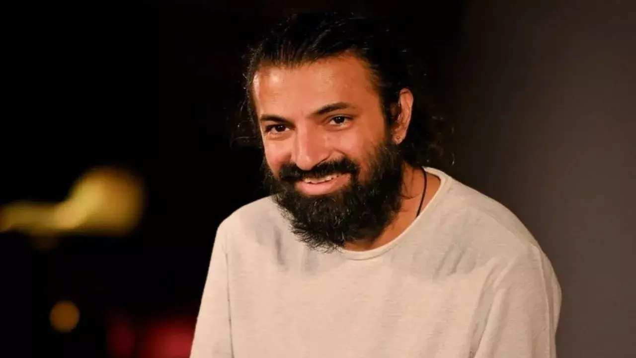 Nag Aswin :  మూడు సినిమాలతో ముల్లోకాలూ చుట్టేశాడు Nag Aswin :  మూడు సినిమాలతో ముల్లోకాలూ చుట్టేశాడు