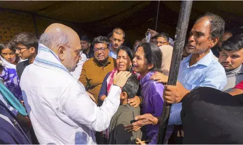 భారత్ ఉగ్రవాదానికి తలొగ్గదు: పహల్గామ్ బాధిత కుటుంబాలకు హోం మంత్రి హామీ