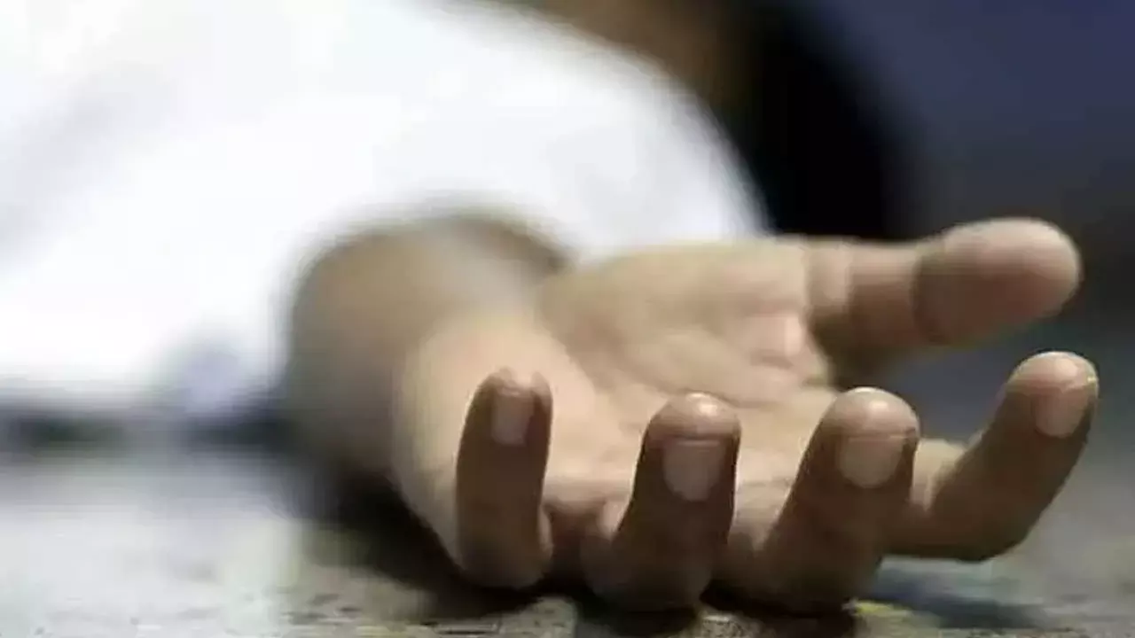 Inter Student Suicide : ఇంటర్ విద్యార్థిని ఆత్మహత్య Inter Student Suicide : ఇంటర్ విద్యార్థిని ఆత్మహత్య