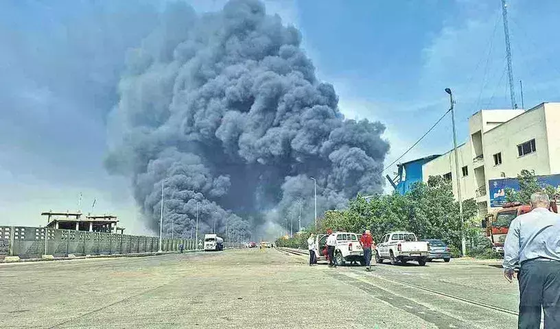 Iran Port Explosion: ఇరాన్ పోర్టు పేలుడులో  40కి చేరిన మృతుల సంఖ్య Iran Port Explosion: ఇరాన్ పోర్టు పేలుడులో  40కి చేరిన మృతుల సంఖ్య