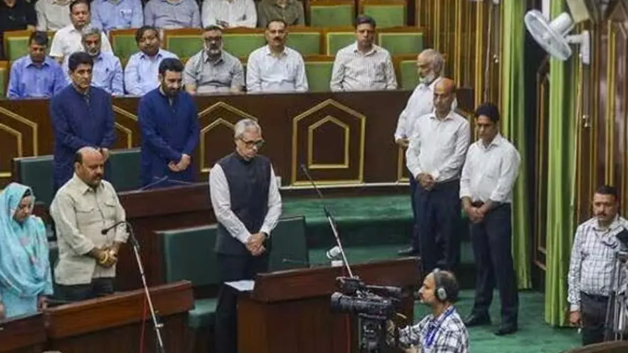 Jammu & Kashmir CM : పహల్గాం ఘటనతో కశ్మీరీలకే నష్టం : సీఎం ఒమర్ అబ్దుల్లా Jammu & Kashmir CM : పహల్గాం ఘటనతో కశ్మీరీలకే నష్టం : సీఎం ఒమర్ అబ్దుల్లా