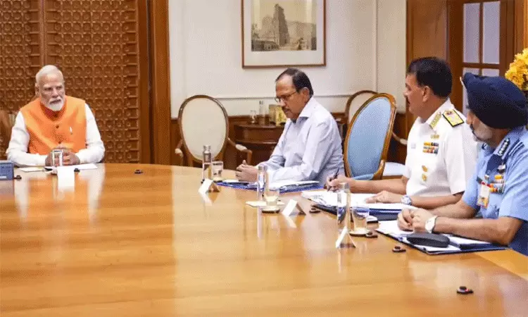 పహల్గామ్ దాడి నేపథ్యంలో ప్రధానమంత్రి నివాసంలో ఉన్నత స్థాయి సమావేశం.. పహల్గామ్ దాడి నేపథ్యంలో ప్రధానమంత్రి నివాసంలో ఉన్నత స్థాయి సమావేశం..