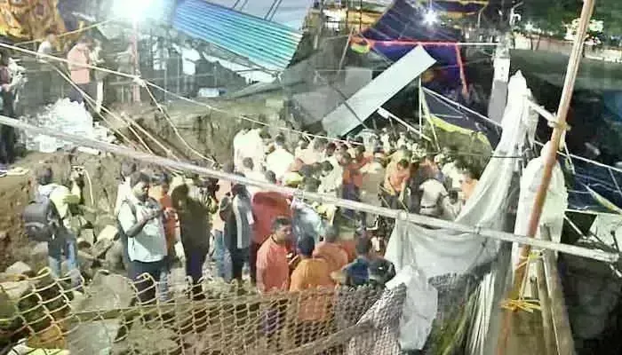 SIMHACHALAM: ఒకే కుటుంబంలో నలుగురు మృతి SIMHACHALAM: ఒకే కుటుంబంలో నలుగురు మృతి