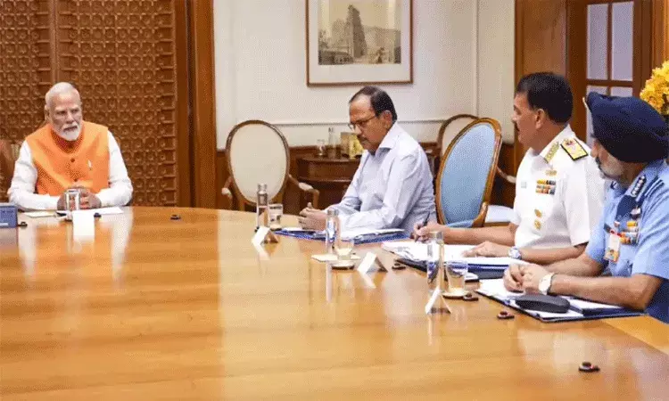 పహల్గామ్ దాడి నేపథ్యంలో ప్రధానమంత్రి నివాసంలో ఉన్నత స్థాయి సమావేశం..