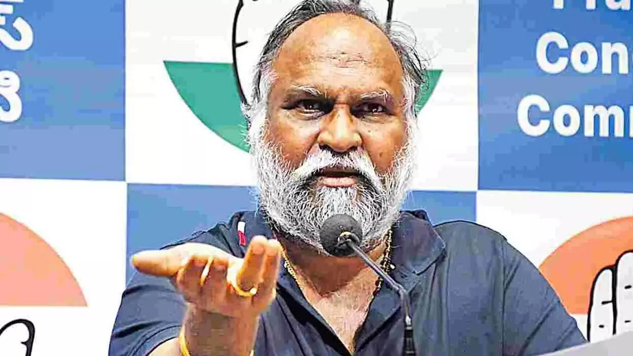 Jagga Reddy : కులగణన హీరోలు రాహుల్, రేవంతే : జగ్గారెడ్డి Jagga Reddy : కులగణన హీరోలు రాహుల్, రేవంతే : జగ్గారెడ్డి