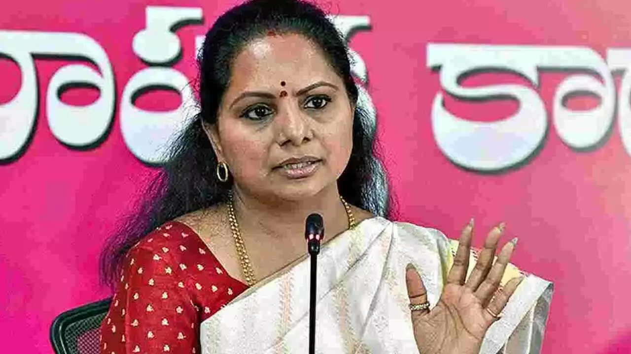 MLC Kavitha : కవిత నోట సామాజిక తెలంగాణ మాట.. హాట్ టాపిక్ MLC Kavitha : కవిత నోట సామాజిక తెలంగాణ మాట.. హాట్ టాపిక్