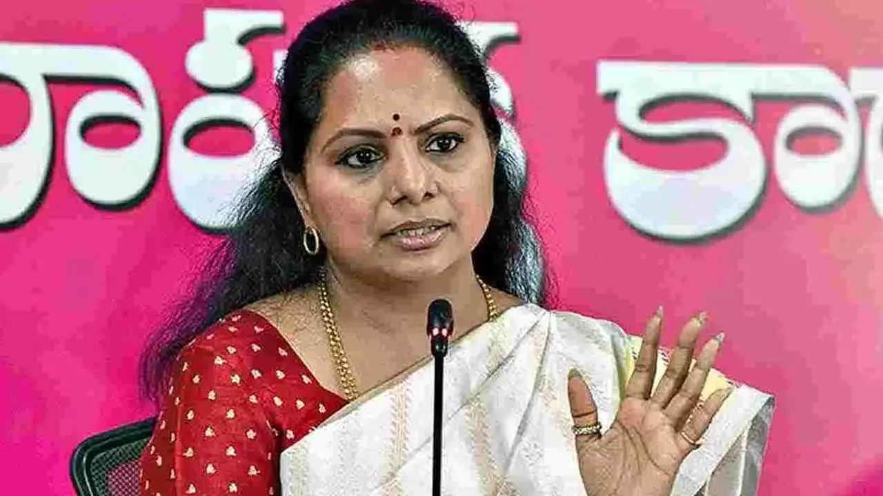 MLC Kavitha : కవిత నోట సామాజిక తెలంగాణ మాట.. హాట్ టాపిక్ MLC Kavitha : కవిత నోట సామాజిక తెలంగాణ మాట.. హాట్ టాపిక్