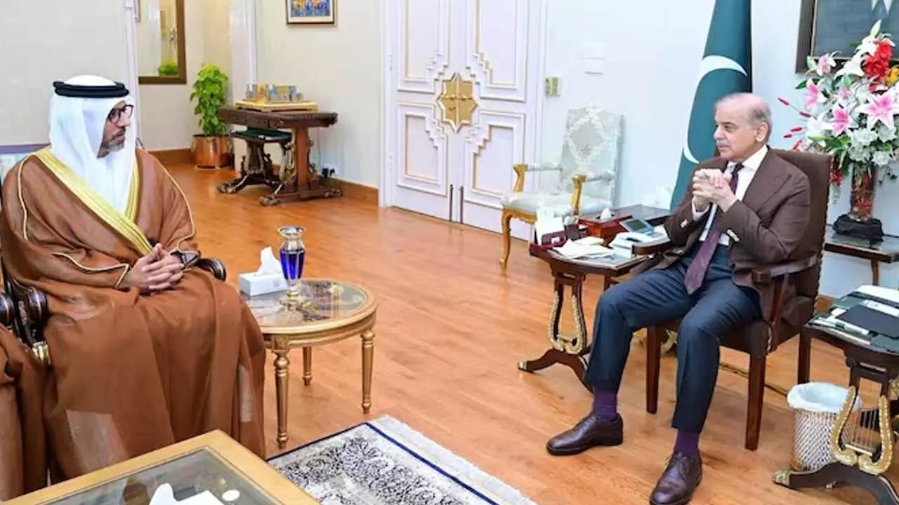 Pakistan : భారత్ తో మాట్లాడండి.. సౌదీని అడుక్కుంటున్న పాకిస్థాన్ Pakistan : భారత్ తో మాట్లాడండి.. సౌదీని అడుక్కుంటున్న పాకిస్థాన్
