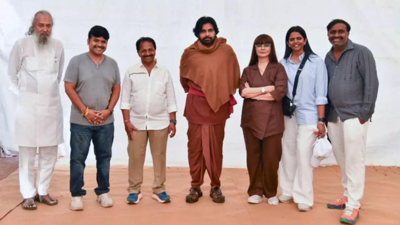 Pawan Kalyan : హరిహర వీరమల్లు కొత్త రిలీజ్ డేట్ ఇదే.. ఈ సారి పక్కా Pawan Kalyan : హరిహర వీరమల్లు కొత్త రిలీజ్ డేట్ ఇదే.. ఈ సారి పక్కా