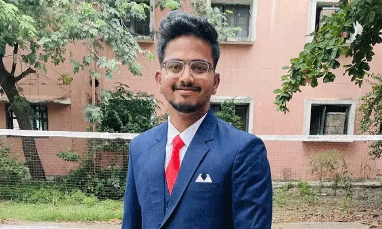 పని ఒత్తిడి.. రాయ్‌పూర్‌ ఎయిమ్స్‌లో తెలంగాణ యువకుడు ఆత్మహత్య