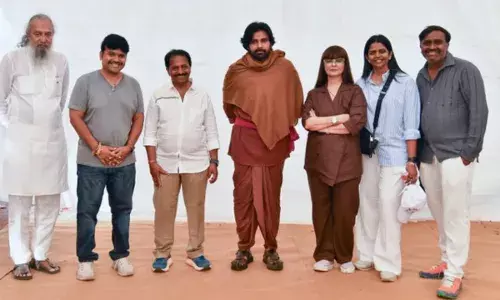 Pawan Kalyan :  హరిహర వీరమల్లు కొత్త రిలీజ్ డేట్ ఇదే.. ఈ సారి పక్కా Pawan Kalyan :  హరిహర వీరమల్లు కొత్త రిలీజ్ డేట్ ఇదే.. ఈ సారి పక్కా