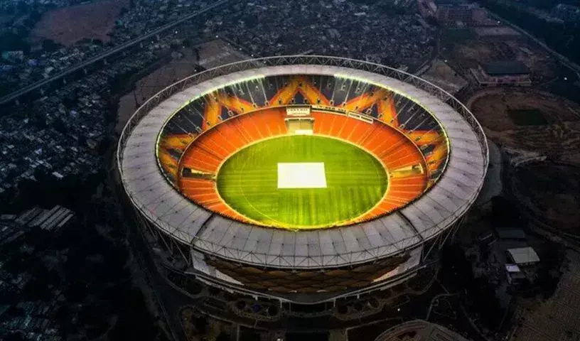 IPL: మోదీ స్టేడియాన్ని పేల్చేస్తాం IPL: మోదీ స్టేడియాన్ని పేల్చేస్తాం