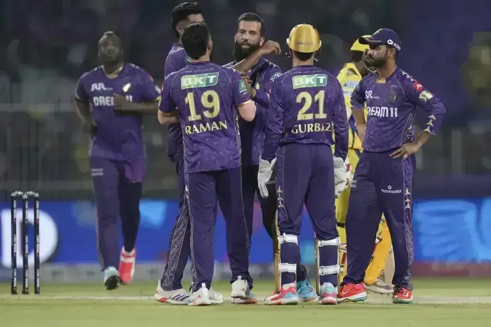 IPL: ప్లే ఆఫ్ రేసు నుంచి కోల్కతా అవుట్..! IPL: ప్లే ఆఫ్ రేసు నుంచి కోల్కతా అవుట్..!