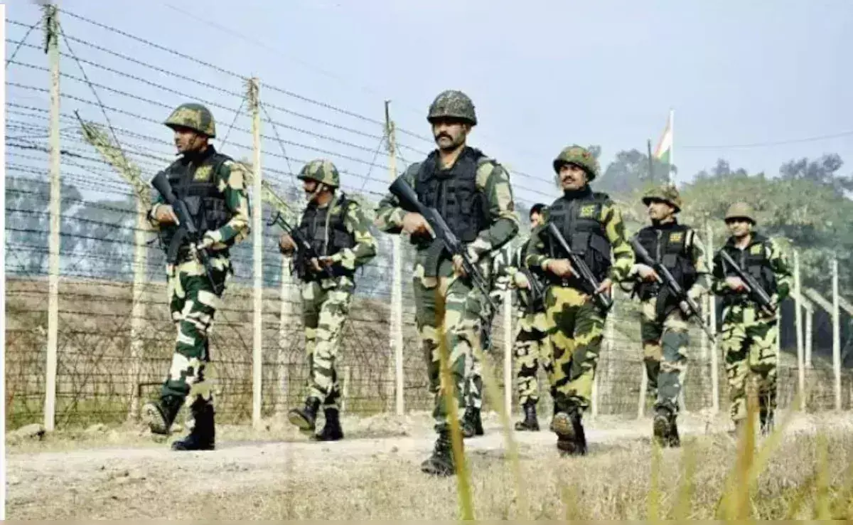 Operation Sindoor: ఆపరేషన్ సిందూర్ తర్వాత బోర్డర్లో హై అలర్ట్.. Operation Sindoor: ఆపరేషన్ సిందూర్ తర్వాత బోర్డర్లో హై అలర్ట్..