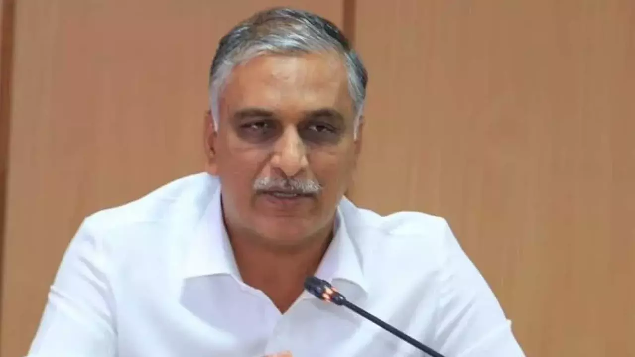 Harish Rao : వాళ్లకు జాబ్ వచ్చిందన్న సంబురమే లేదు : హరీశ్ రావు Harish Rao : వాళ్లకు జాబ్ వచ్చిందన్న సంబురమే లేదు : హరీశ్ రావు