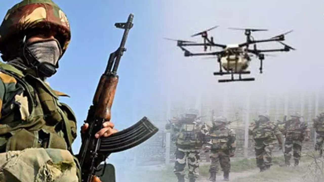 Drone Attacks : చండీగఢ్, శ్రీనగర్ లో దాడులు.. తిప్పికొట్టిన బీఎస్ఎఫ్ Drone Attacks : చండీగఢ్, శ్రీనగర్ లో దాడులు.. తిప్పికొట్టిన బీఎస్ఎఫ్