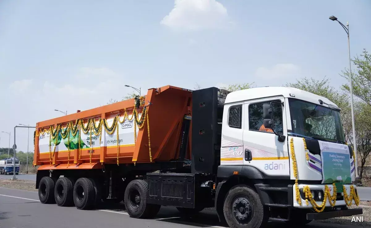TRUCKS: అదానీ మైనింగ్ కంపెనీలో హైడ్రోజన్ ట్రక్స్ TRUCKS: అదానీ మైనింగ్ కంపెనీలో హైడ్రోజన్ ట్రక్స్