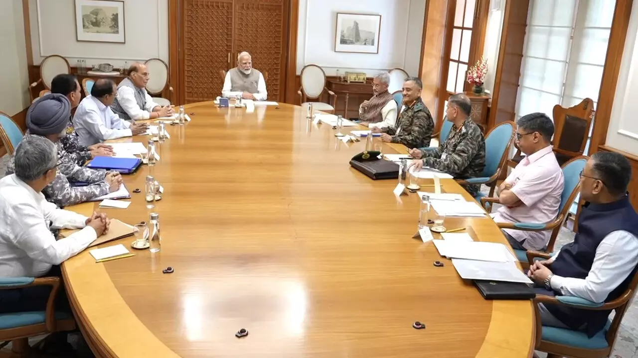 PM Modi : ప్రధాని నివాసంలో ఉన్నత స్థాయి సమావేశం PM Modi : ప్రధాని నివాసంలో ఉన్నత స్థాయి సమావేశం