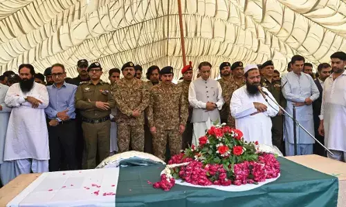 Pakistan : చనిపోయిన టెర్రరిస్టుల కుటుంబాలక్ పాక్ సాయం