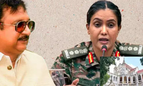 High Court : సోఫియా ఖురేషీపై వ్యాఖ్యల దుమారం..మంత్రికి హైకోర్టు షాక్ High Court : సోఫియా ఖురేషీపై వ్యాఖ్యల దుమారం..మంత్రికి హైకోర్టు షాక్