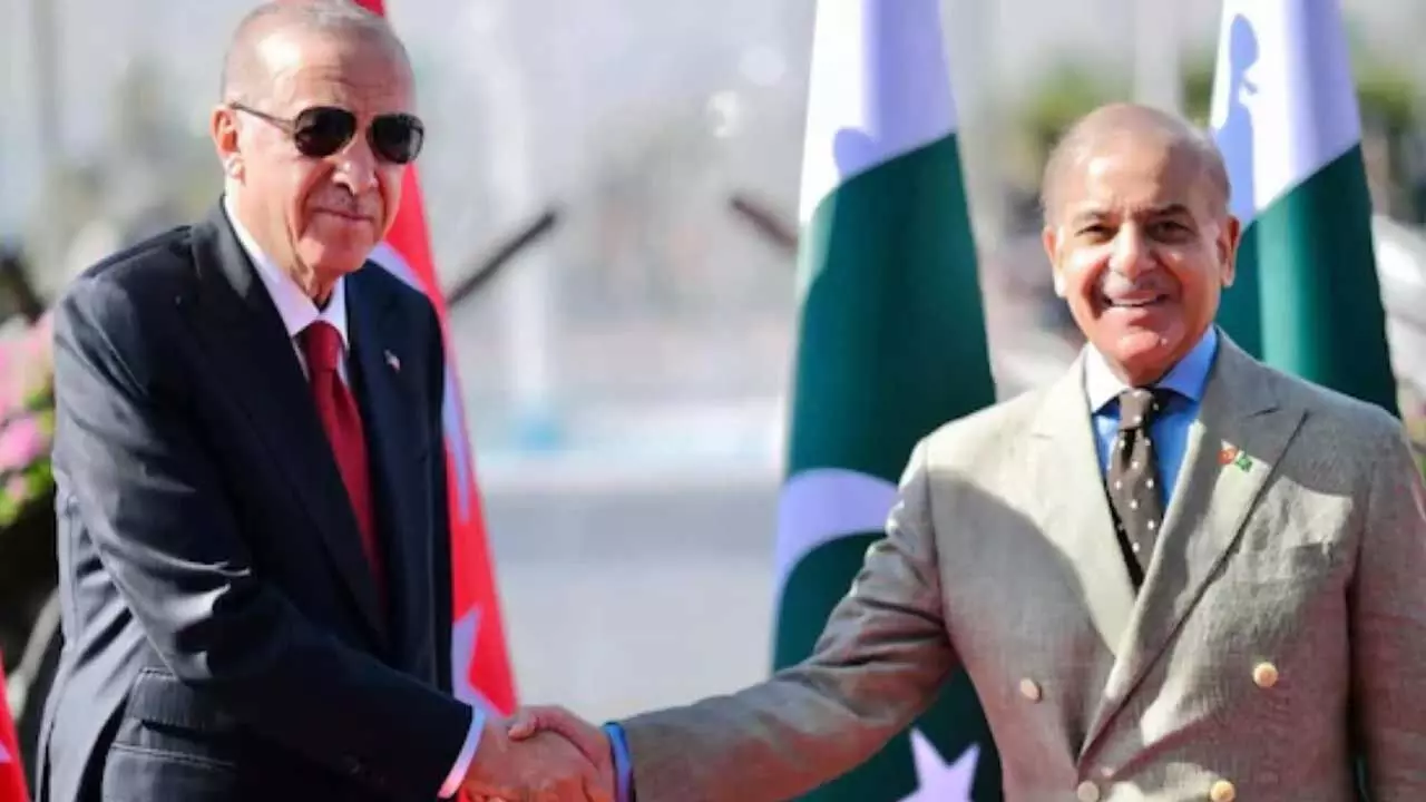 Turkey President : పాక్ ప్రధాని నా విలువైన మిత్రుడు :టర్కీ అధ్యక్షుడు Turkey President : పాక్ ప్రధాని నా విలువైన మిత్రుడు :టర్కీ అధ్యక్షుడు