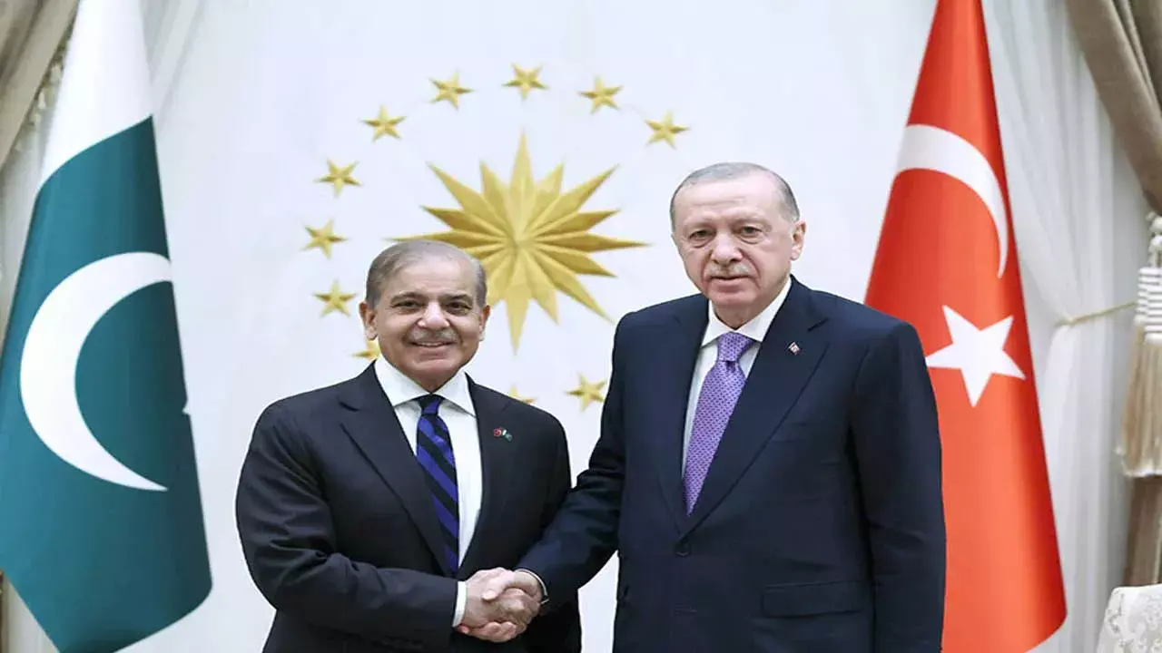 Turkey : పాక్ మా ఫ్రెండ్.. సాయానికి సిద్ధమన్న టర్కీ Turkey : పాక్ మా ఫ్రెండ్.. సాయానికి సిద్ధమన్న టర్కీ