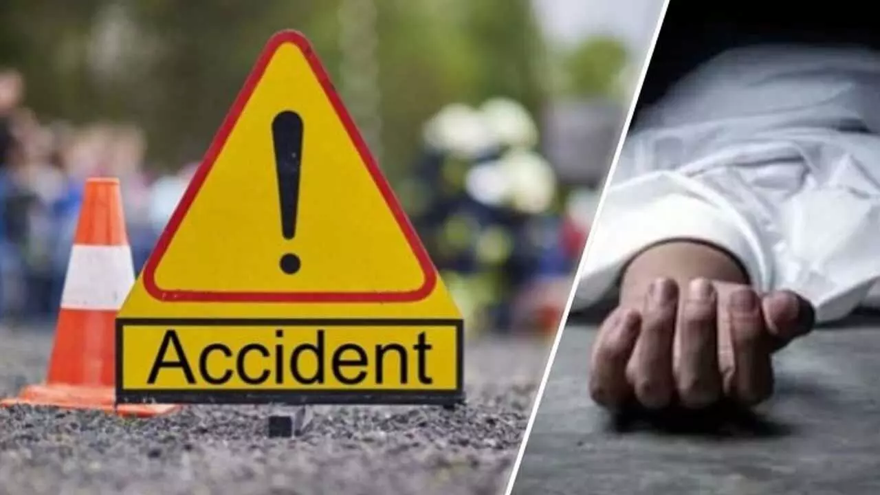Car Accident : జాతీయ రహదారిపై కారు బోల్తా... ఒకరు మృతి Car Accident : జాతీయ రహదారిపై కారు బోల్తా... ఒకరు మృతి
