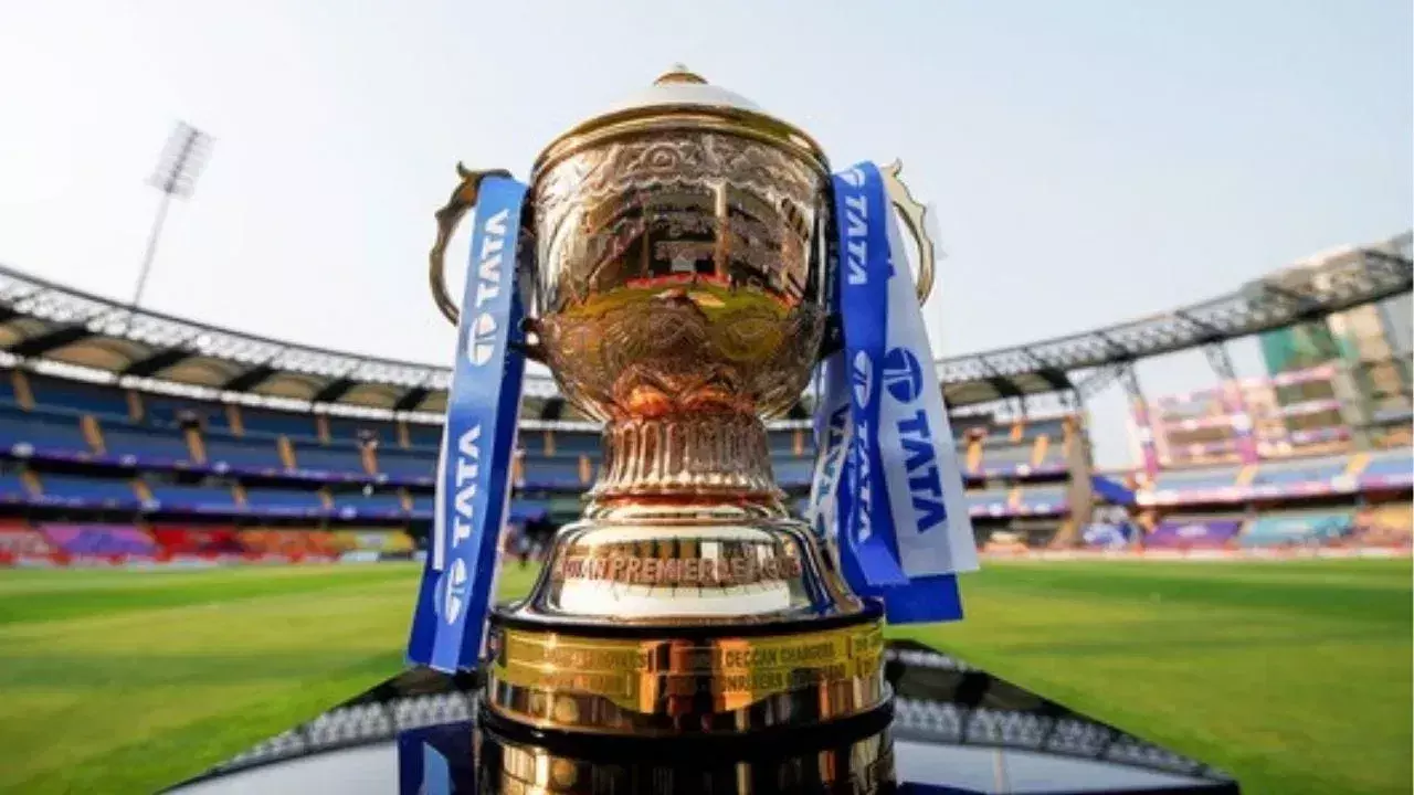 IPL: క్రికెట్ పండగ.. మళ్ళీ షురూ IPL: క్రికెట్ పండగ.. మళ్ళీ షురూ