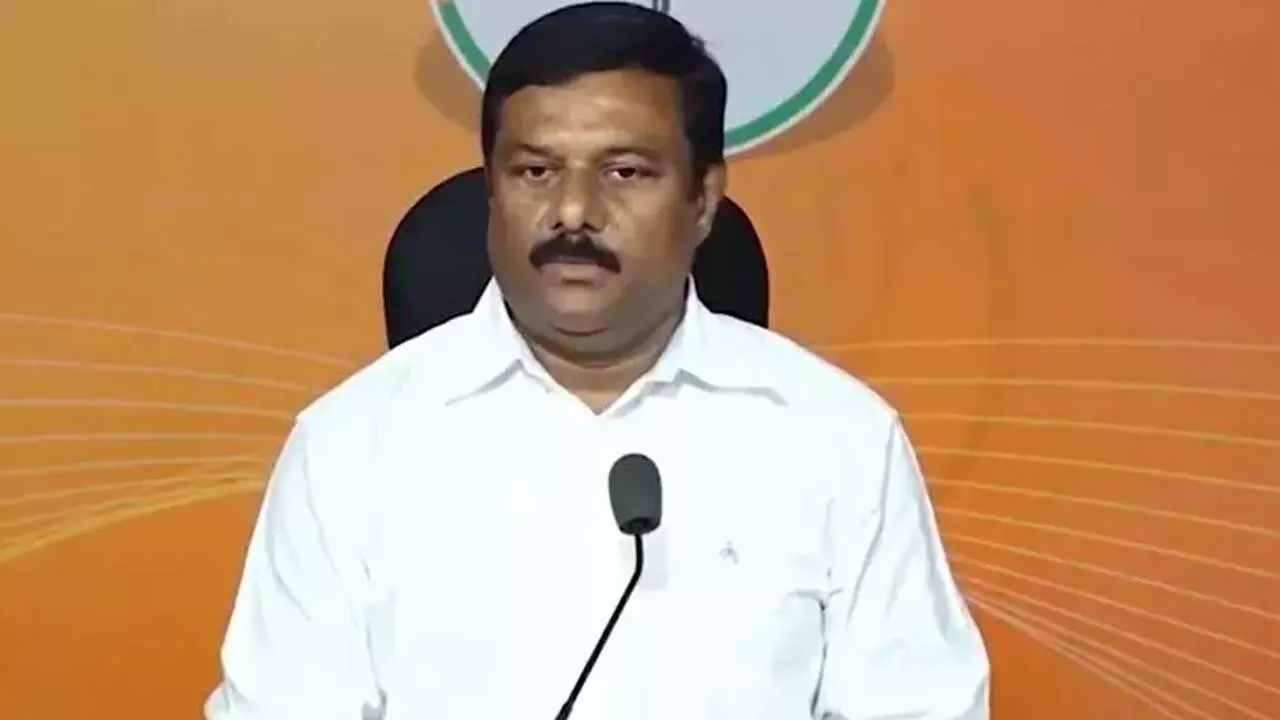 Aleti Maheshwar Reddy : తెలంగాణ కేబినెట్ లో కోల్డ్ వార్ : ఏలేటి Aleti Maheshwar Reddy : తెలంగాణ కేబినెట్ లో కోల్డ్ వార్ : ఏలేటి