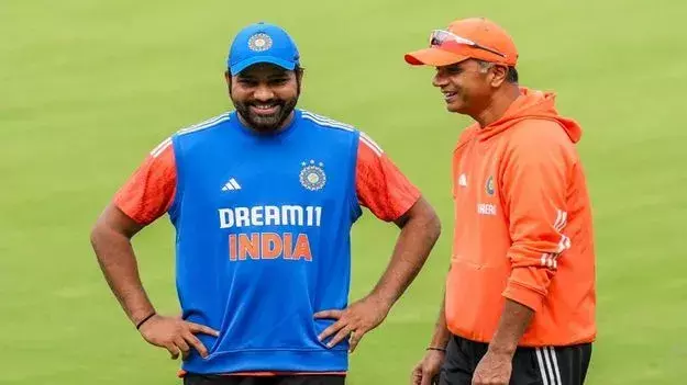 ROHIT: రోహిత్ శర్మకు రాహుల్ ద్రవిడ్ మెసేజ్ ROHIT: రోహిత్ శర్మకు రాహుల్ ద్రవిడ్ మెసేజ్