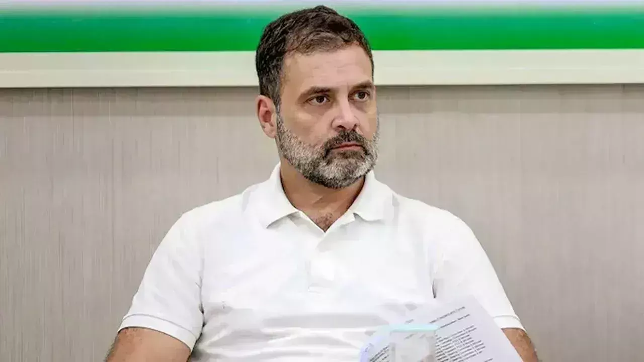 Rahul Gandhi: ఆపరేషన్‌పై పాకిస్థాన్‌కు ముందే సమాచారం ఇచ్చారన్న రాహుల్ గాంధీ