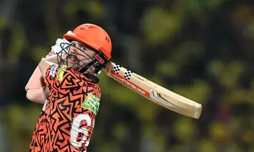 SRH: హైదరాబాద్‌కు షాక్‌.. హెడ్‌కు కరోనా
