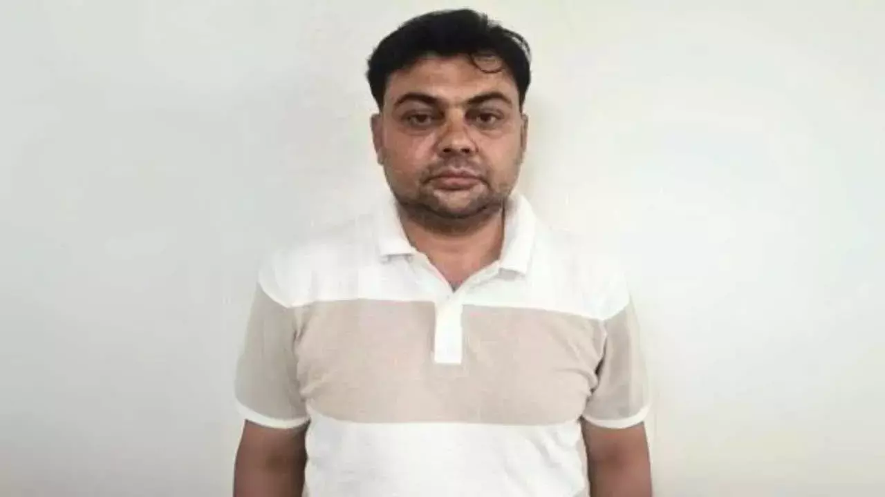 Pak Spy Arrests : పాక్ స్పైగా యూపీ వ్యాపారి అరెస్టు చేసిన ఎస్టీఎఫ్