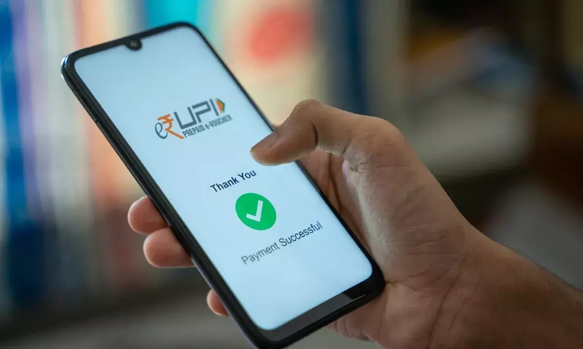 UPI: డిజిటల్ షాపింగ్లో యూపీఐకు గ్రీన్ సిగ్నల్! UPI: డిజిటల్ షాపింగ్లో యూపీఐకు గ్రీన్ సిగ్నల్!