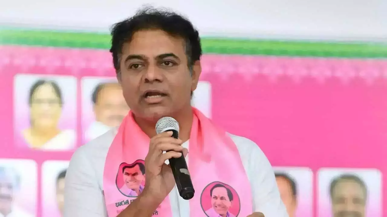 KTR : మేడిగడ్డను కాంగ్రెసోళ్లే పేల్చేశారు... కేటీఆర్ మాటలపై చర్చ KTR : మేడిగడ్డను కాంగ్రెసోళ్లే పేల్చేశారు... కేటీఆర్ మాటలపై చర్చ
