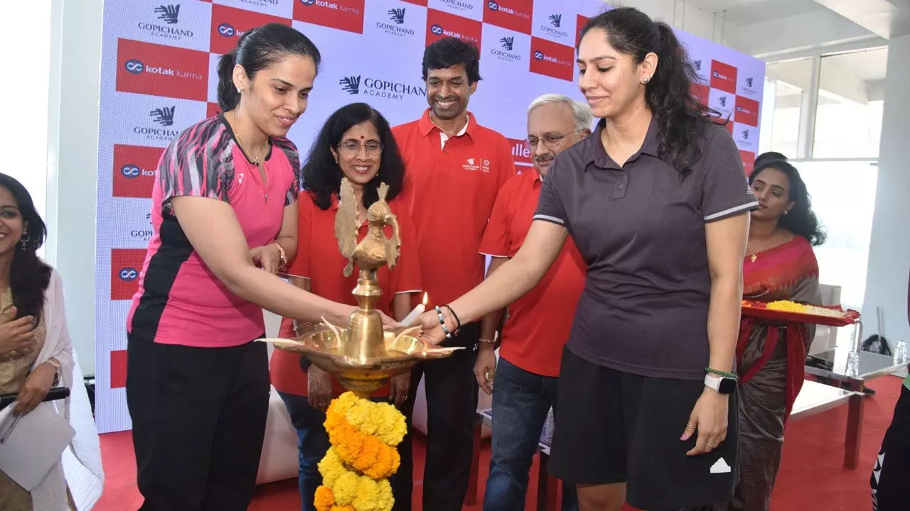 BADMINTON: హైదరాబాద్లో ప్రపంచస్థాయి శిక్షణ కేంద్రం BADMINTON: హైదరాబాద్లో ప్రపంచస్థాయి శిక్షణ కేంద్రం