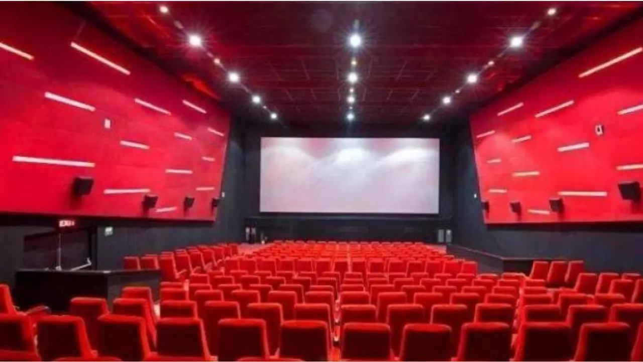 Theaters bandh : సినిమాలు బంద్.. ఆగిపోయింది Theaters bandh : సినిమాలు బంద్.. ఆగిపోయింది