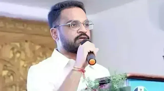 SAJJALA: సజ్జల భార్గవరెడ్డిపై సుప్రీంకోర్టు తీవ్ర ఆగ్రహం SAJJALA: సజ్జల భార్గవరెడ్డిపై సుప్రీంకోర్టు తీవ్ర ఆగ్రహం