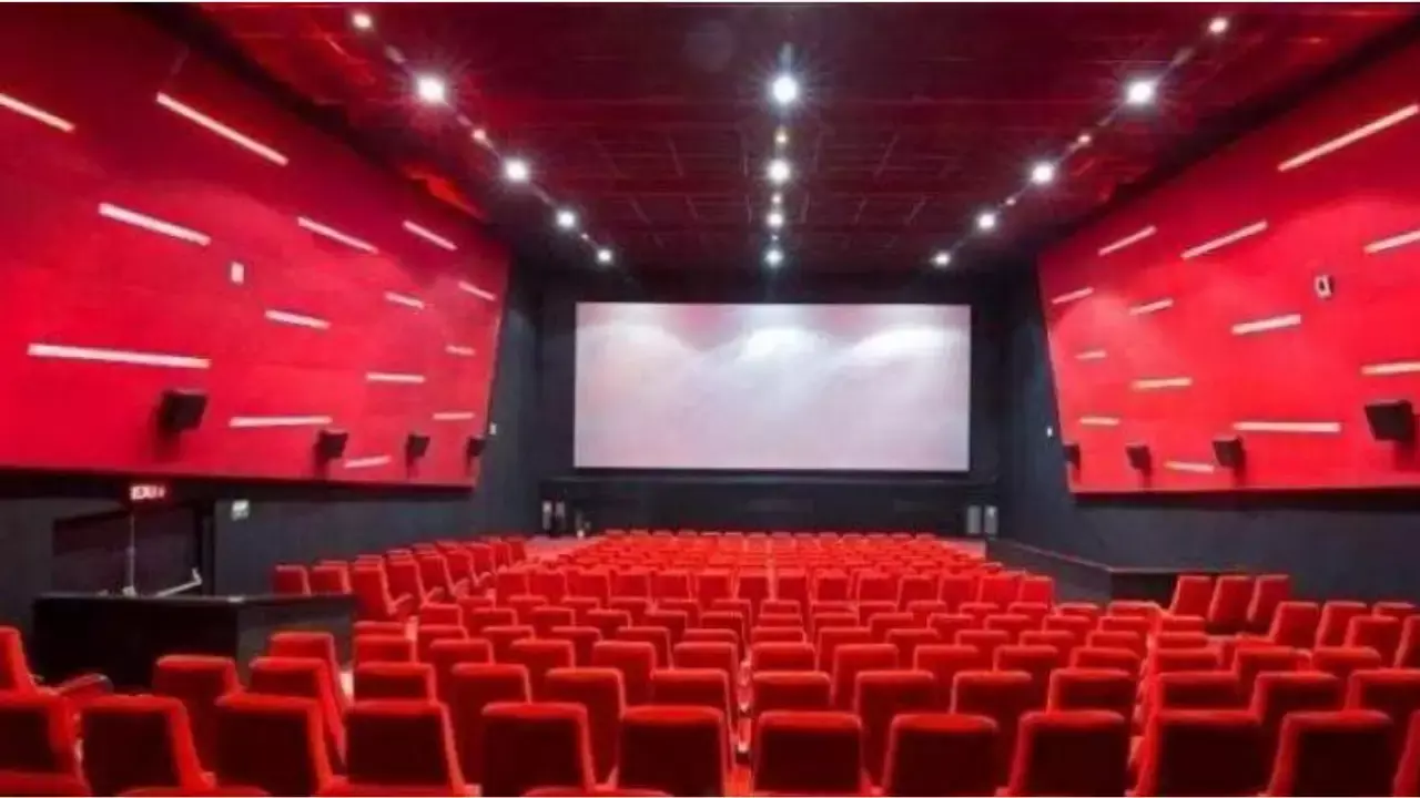 Theaters bandh :  సినిమాలు బంద్.. ఆగిపోయింది Theaters bandh :  సినిమాలు బంద్.. ఆగిపోయింది