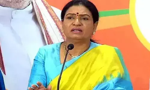DK Aruna : దయ్యాలెవరో కేసీఆర్ ఫ్యామిలీ చెప్పాలి : డీకే అరుణ DK Aruna : దయ్యాలెవరో కేసీఆర్ ఫ్యామిలీ చెప్పాలి : డీకే అరుణ
