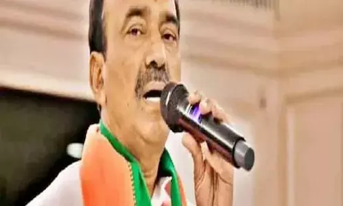 EETALA: కవిత కారు దిగాల్సిందే: ఈటల