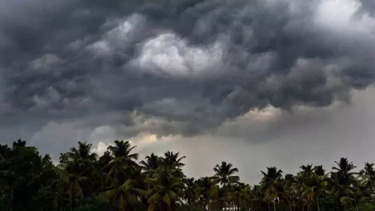 Telangana : తెలంగాణలోకి నైరుతి రుతుపవనాలు