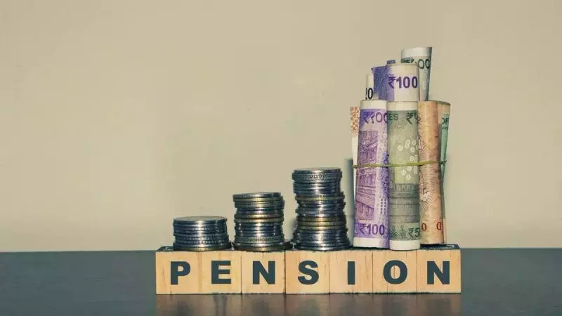 Retirement Benefits: డిస్మిస్ అయిన ఉద్యోగికి పదవీవిరమణ ప్రయోజనాలు కట్ Retirement Benefits: డిస్మిస్ అయిన ఉద్యోగికి పదవీవిరమణ ప్రయోజనాలు కట్