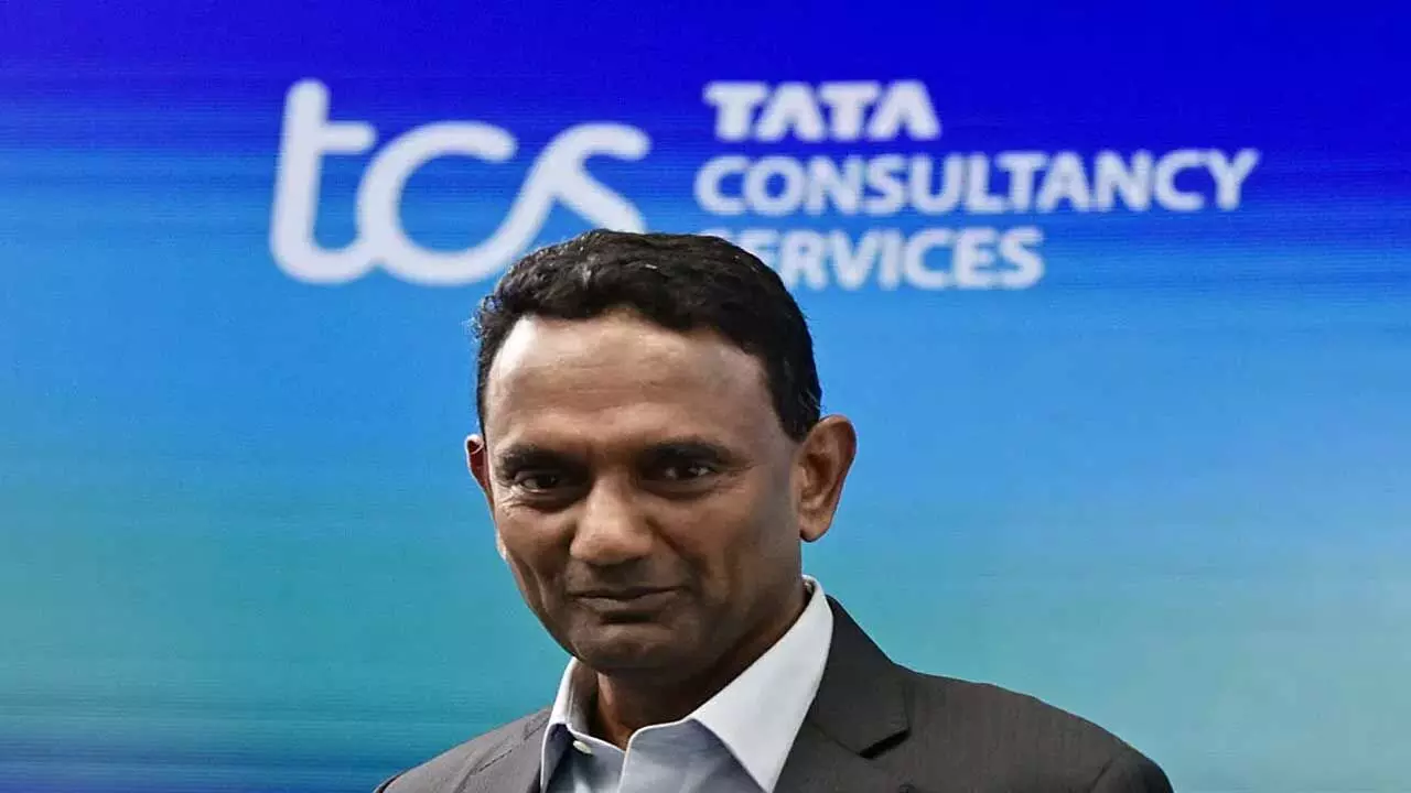 TCS CEO : టీసీఎస్ సీఈవో పారితోషికం రూ.26.5కోట్లు TCS CEO : టీసీఎస్ సీఈవో పారితోషికం రూ.26.5కోట్లు