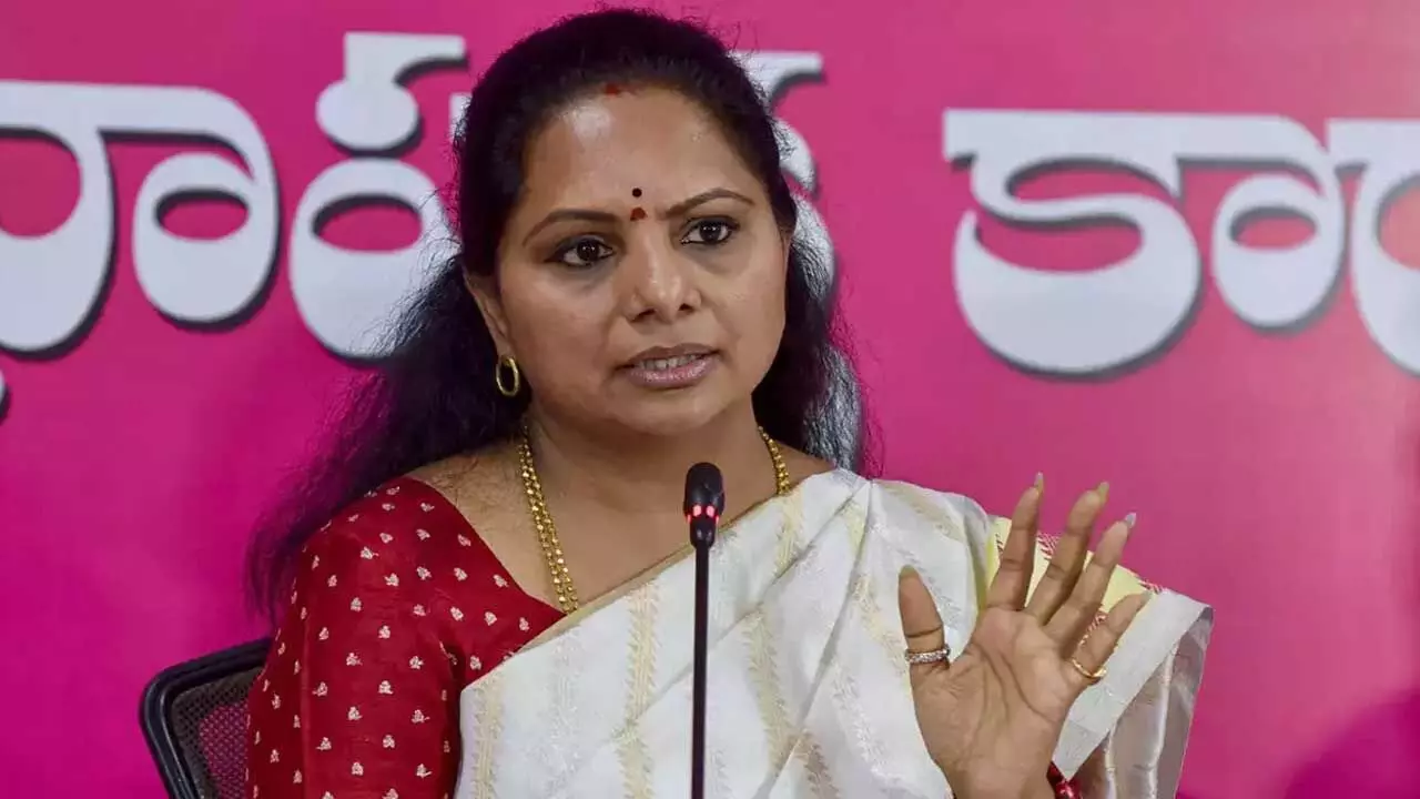 MLC Kavitha : కన్ఫ్యూజన్ లో లేను... క్లారిటీతోనే ఉన్నా : ఎమ్మెల్సీ కవిత MLC Kavitha : కన్ఫ్యూజన్ లో లేను... క్లారిటీతోనే ఉన్నా : ఎమ్మెల్సీ కవిత