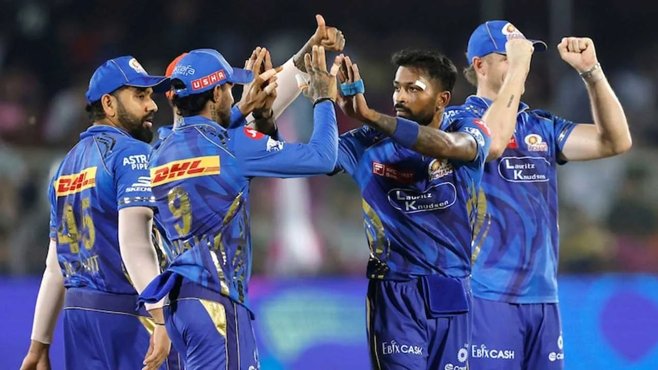 Mumbai Indians : గుజరాత్ ను ఇంటికి పంపిన ముంబై.. రేపు పంజాబ్ తో క్వాలిఫయర్ 2 Mumbai Indians : గుజరాత్ ను ఇంటికి పంపిన ముంబై.. రేపు పంజాబ్ తో క్వాలిఫయర్ 2