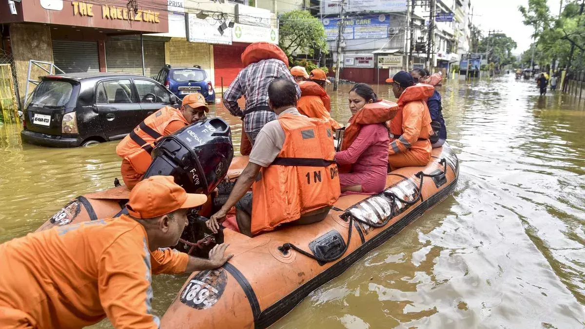 Monsoon 2025: ఈశాన్య రాష్ట్రాల్లో మెరుపు వరదలు..