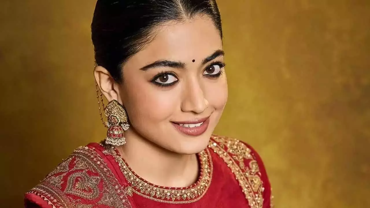 Rashmika : వాళ్ల సపోర్ట్ మర్చిపోలేను.. రష్మిక ఇంట్రెస్టింగ్ కామెంట్స్ Rashmika : వాళ్ల సపోర్ట్ మర్చిపోలేను.. రష్మిక ఇంట్రెస్టింగ్ కామెంట్స్