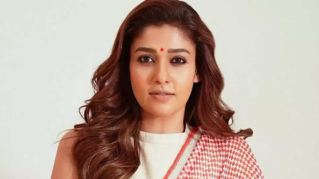 Nayanthara : నయనతార రూ.వంద కోట్ల సినిమా వదులుకుందా? Nayanthara : నయనతార రూ.వంద కోట్ల సినిమా వదులుకుందా?
