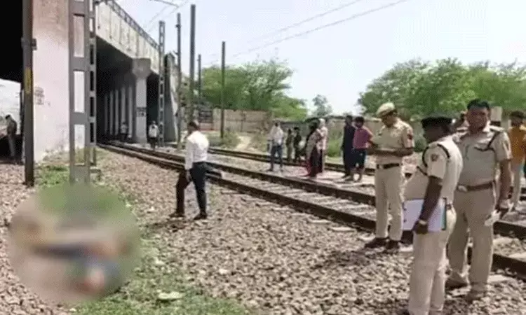 భార్య వివాహేతర సంబంధం.. నలుగురు పిల్లలతో కలిసి రైలుకు ఎదురెళ్లి..